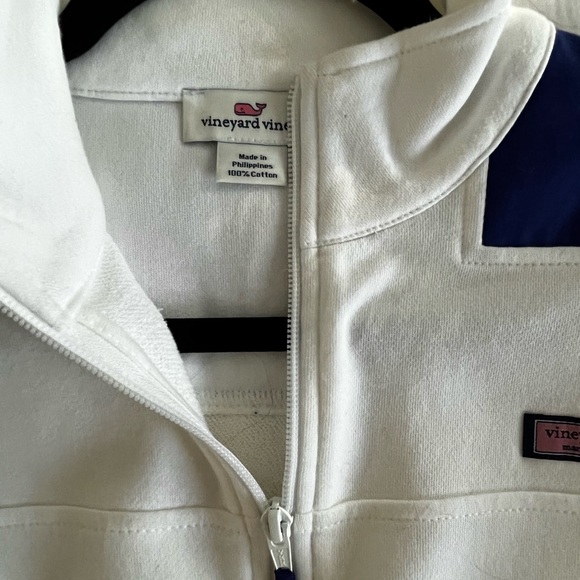 Vineyard Vines Quarter Zip - Picture 5 of 5